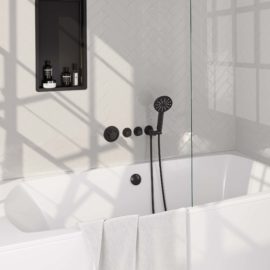 BRAUER Black Edition thermostatische inbouw badkraan SET 02 met badvulcombinatie en 3-standen handdouche en doucheslang en wandaansluitbocht mat zwart